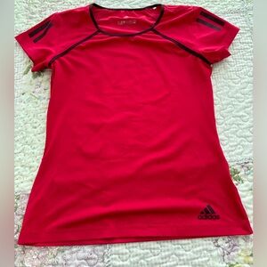 Red Adidas T-shirt. Size S. Good condition.